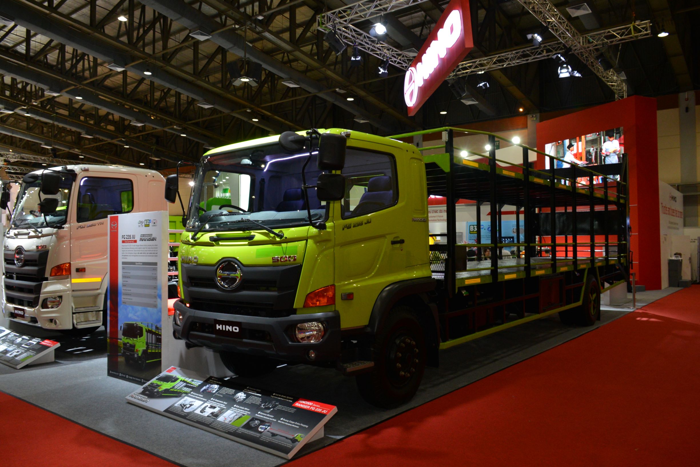 Promo DP Hino FG 260 JU Carrier